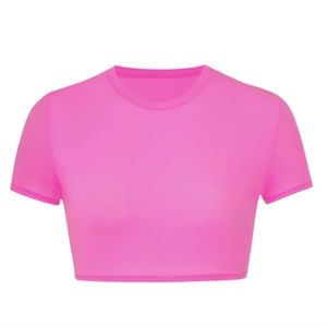 SKIMS FITS EVERYBODY SUPER CROPPED T-SHIRT